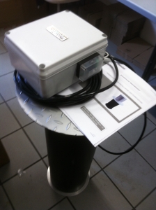Automatischer elektrischer Poller Edelstahl 600 mit farbiger LED